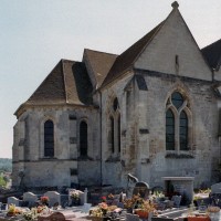 Les parties orientales de l'église vues du nord-est (2006)