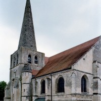 Vue partielle de l'église depuis le nord-ouest (2007)