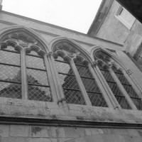 Les fenêtres du mur nord de la chapelle de l'abbé (1999)