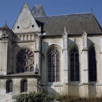 Le transept et le choeur paroissial, dédié à Notre-Dame, vus du sud (2003)