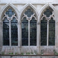 Les fenêtres du mur nord de la chapelle de l'abbé (2004)