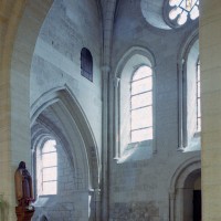 L'intérieur de la base du clocher vue vers le sud-est (2007)