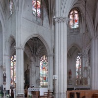 Le choeur vu vers le nord-est depuis le bras sud du transept (2001)