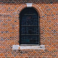 Fenêtre et appareil de la nef (2003)