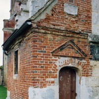La chapelle de la famille de Boufflers vue de l'est (2005)