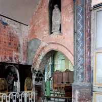 La première travée du choeur de la fin du 12ème siècle vue vers le sud-est depuis la chapelle nord  (2003)