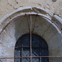Fenêtre au mur sud de la nef (2002)