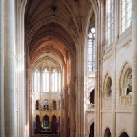 L'intérieur vu vers le sud-est depuis la tribune de l'orgue (1993)