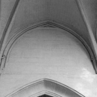 Les parties hautes du mur nord de la travée droite de l'abside (1994)