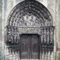 Le portail ouest (photo Bernard Mandin)
