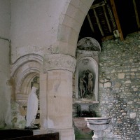 Arcade du bas-côté nord de la nef au revers de la façade (2002)