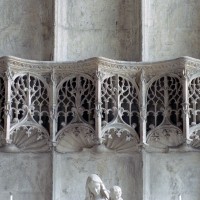 Détail du retable sculpté de la chapelle de Charles d'Hangest (2007)