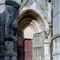 Le portail est du bras sud du transept (2008)