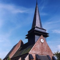 L'église vue du nord-ouest (2004)