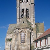 Le chevet de l'église vu de l'est (1997)