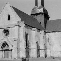Vue partielle de l'église depuis le sud-ouest (1975)