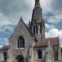 L'église vue du sud-ouest (2002)
