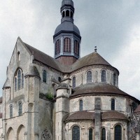 Le choeur et le transept vus du sud-est (2003)