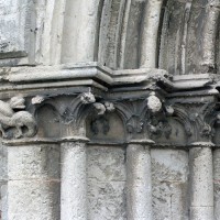 Chapiteaux des piédroits de gauche du portail ouest (2005)