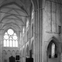 Le transept et la nef vus vers le nord-ouest