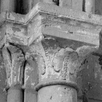 Chapiteaux de droite de l'arcade de la chapelle sud (1994)