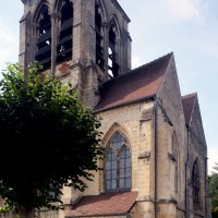 Vue partielle de l'église depuis le sud-est (2015)