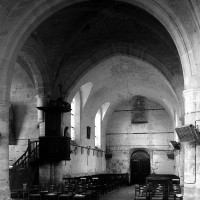 La croisée du transept et la nef vues vers le sud-ouest (1997)