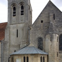 Le clocher et la chapelle sud du choeur vus depuis le sud (2019)