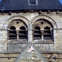 Les baies de la face sud du clocher (1972)