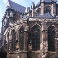Vue partielle de l'église depuis le sud-est (1997)