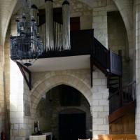 La base du clocher porche et l'orgue vus vers le sud-ouest (2016)