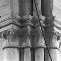 Chapiteaux de l'ensemble choeur-transept du 3ème quart du 12ème siècle (1997)