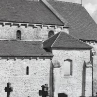 Vue partielle des parties est de la nef avec la chapelle du bas-côté sud (1991)