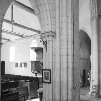 Vue partielle de la croisée du transept vers le nord-ouest (1980)