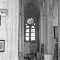La croisée et le bras nord du transept vus vers le nord (1980)