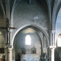 Vue d'une travée du mur gouttereau sud de la nef (1995)