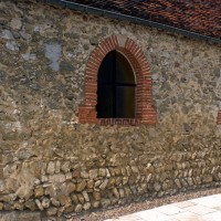 Le mur sud de la nef vu du sud-ouest (1996)