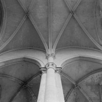 Les voûtes du bras et de la chapelle sud du transept (1979)