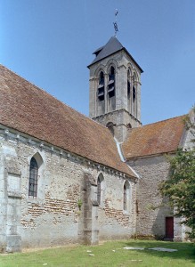 Vue partielle de l'église depuis le sud-ouest (2001)