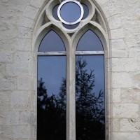 Fenêtre du mur est de la chapelle nord (2016)