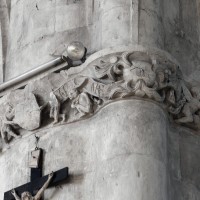 Frise sculptée à la pile nord-ouest de la croisée du transept (2016)