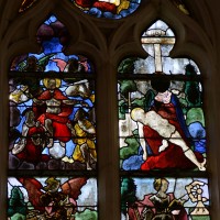 Fenêtre nord-est du choeur : Dieu le Père et la Colombe du Saint-Esprit; le Christ et le Jugement Dernier; Piéta; saint Michel; sainte Catherine (2016)