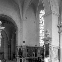 Vue partielle du choeur et de la chapelle nord-est (1979)