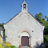 La façade de la chapelle vue de l'ouest (2002)