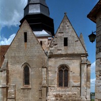 Le bras sud du transept et la chapelle renaissance vus du sud (2002)