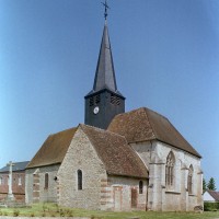 L'église vue du sud-est (2002)