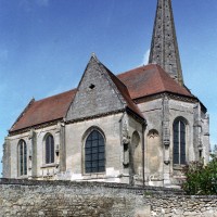 L'église vue du sud-est (2008)
