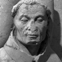 Tête du gisant de l'abbé Nicolas Corbel, mort en 1418 (1999)
