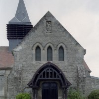 Vue partielle de l'église depuis le sud (2007)