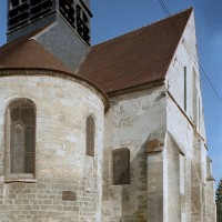Vue partielle de l'église depuis le sud-est avant restauration (2002)